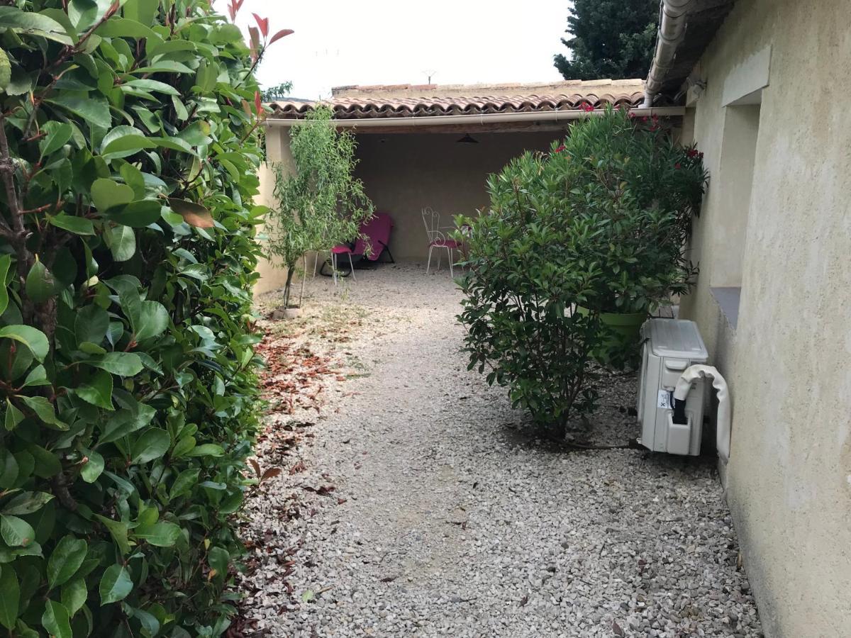Lou Mas Li Pitchoun "Le Prunier " Lägenhet Gordes Exteriör bild